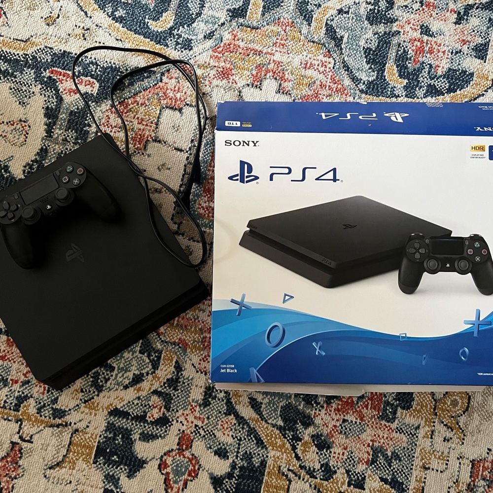 PS4